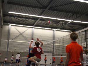 UA131109volleybal039..JPG